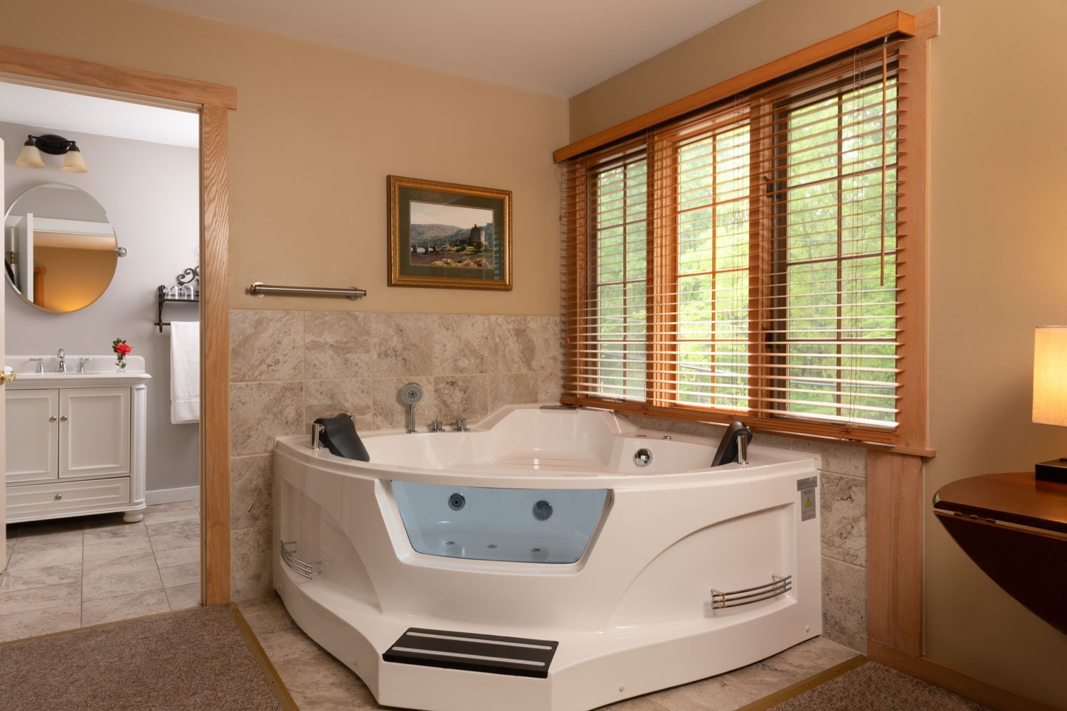 The Douglas Highlander Suite
