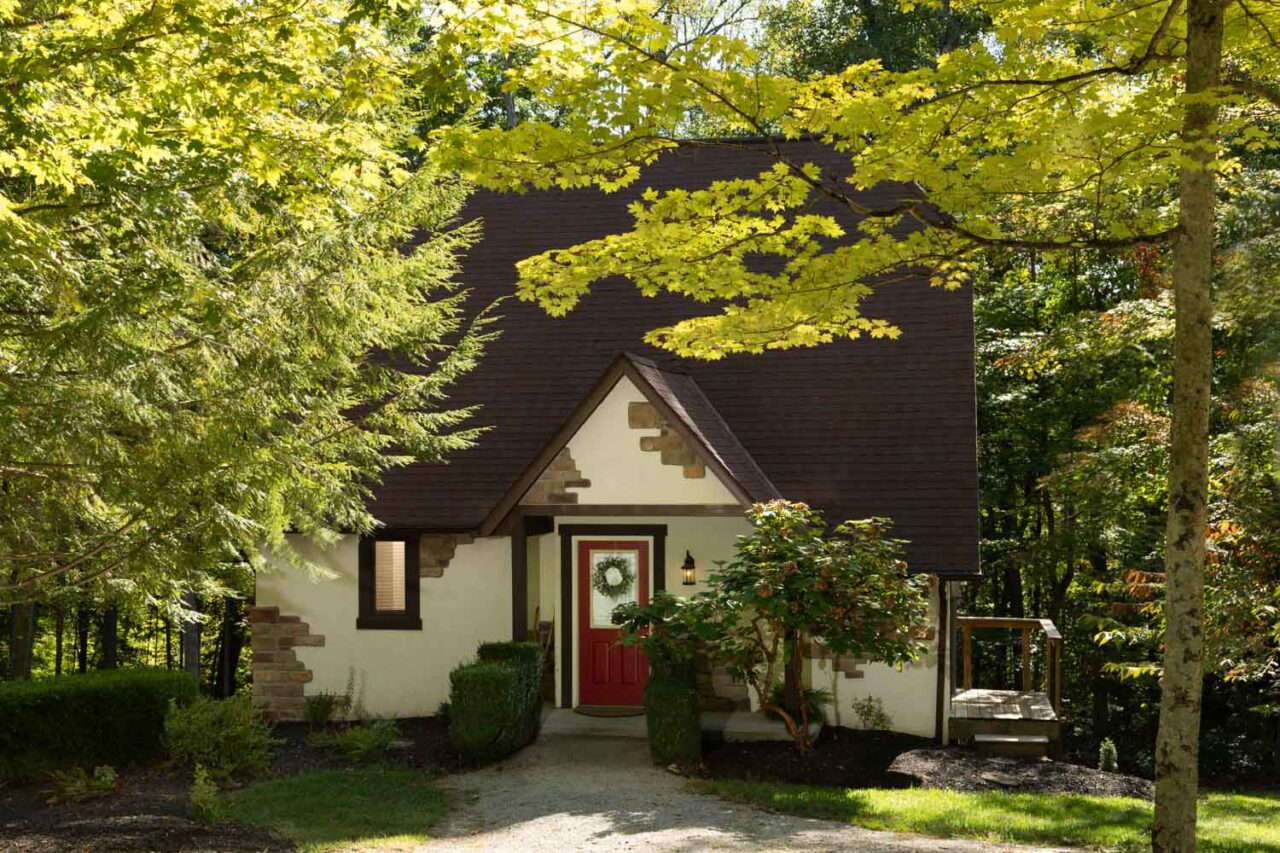 Exterior of Muir at Glenlaurel