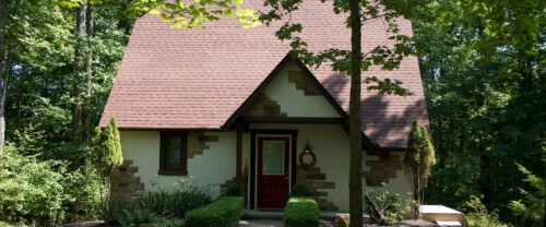 Exterior of an accommodation at Glenlaurel.